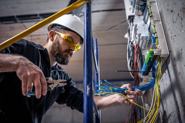 Best Circuit Breaker Repair  in Kenhorst, PA